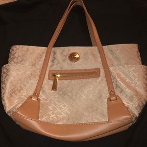 TOMMY HILFIGER bag